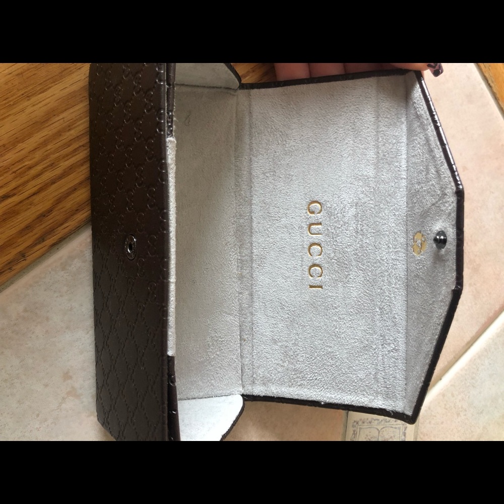 Gucci eye case